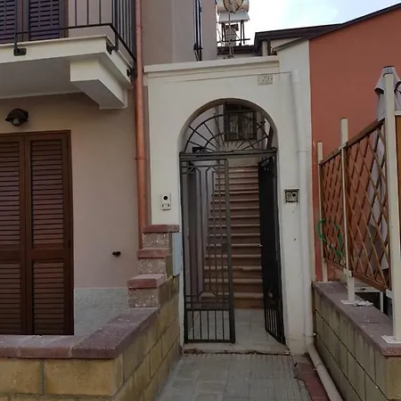 Casa Vacanze Zagara Holiday home *